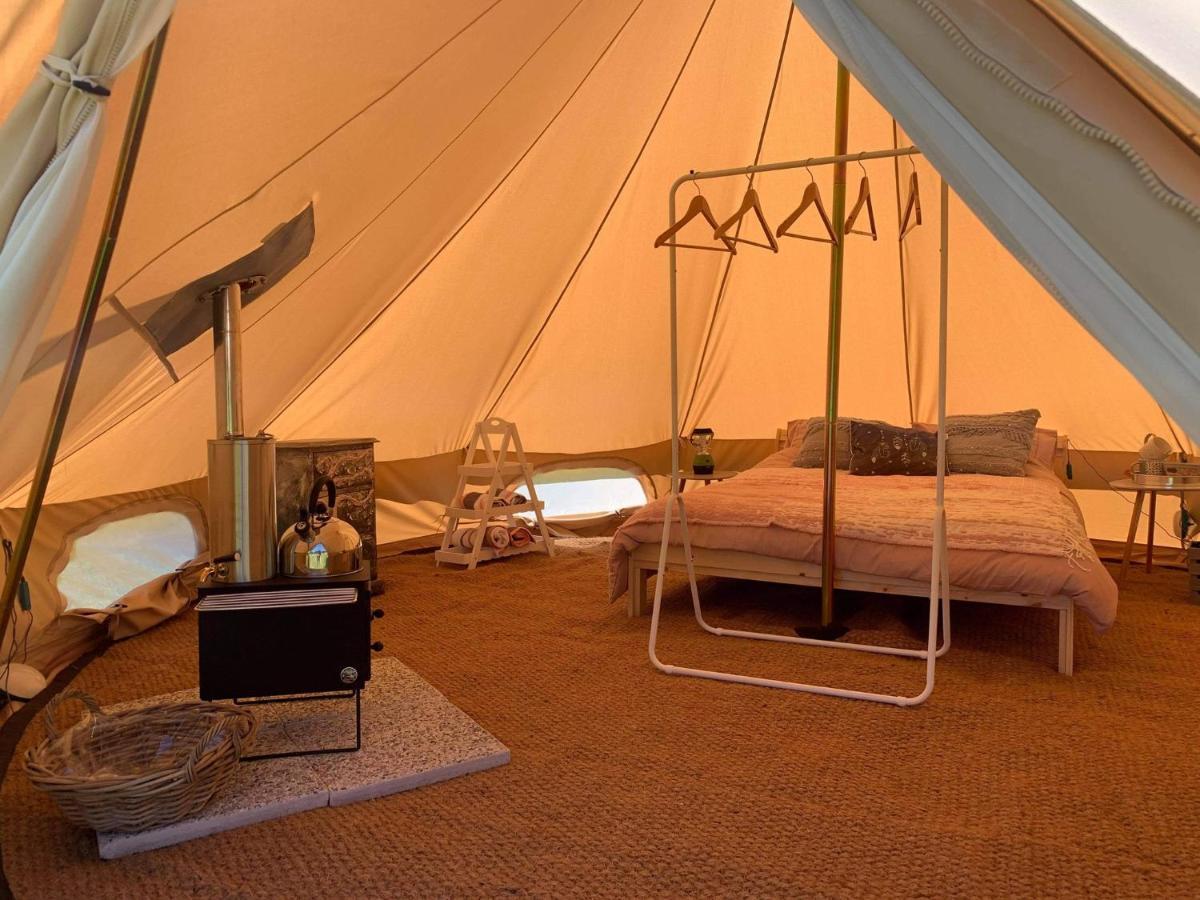 Hotel Au Pre Fleuri Eco Glamping Le Lindois Exterior foto